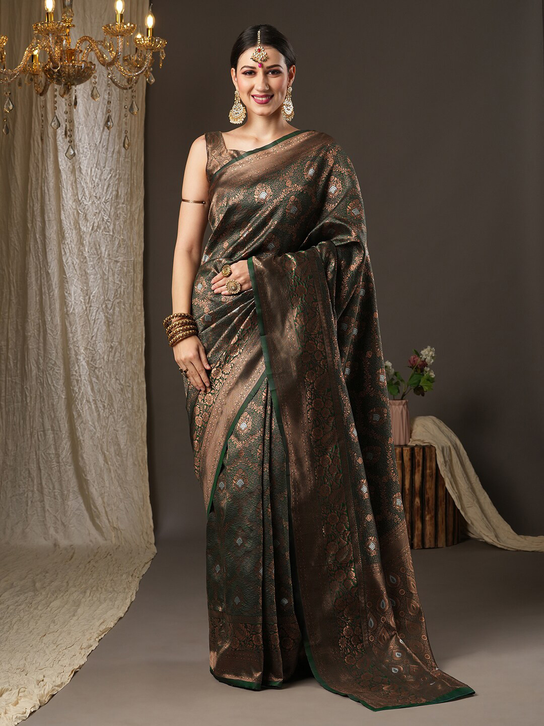 

Saree mall Green & Gold-Toned Woven Design Zari Dharmavaram Sarees