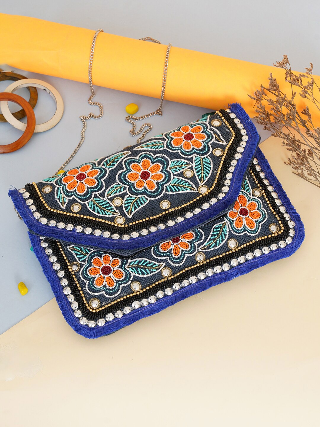 

FABBHUE Blue & White Embellished Embellished Envelope Clutch