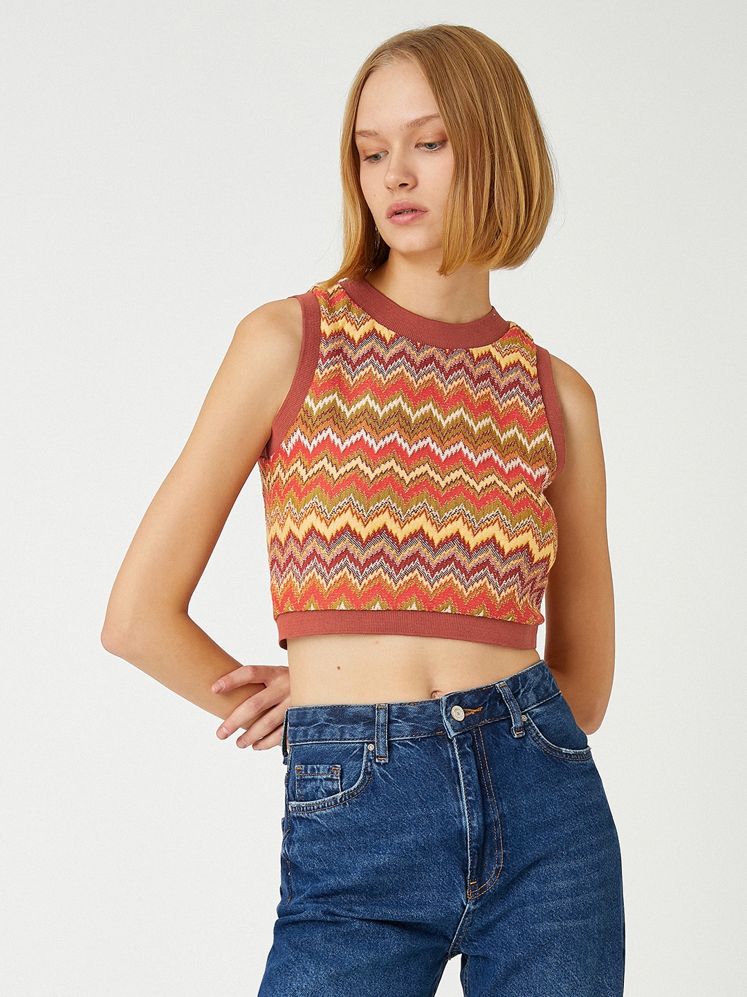 

Koton Women Rust & Beige Jacquard Crop Sweater Vest
