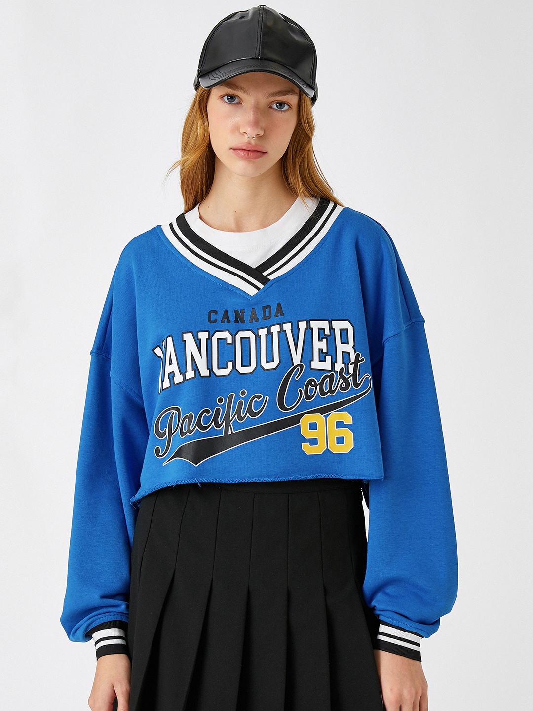 

Koton Women Blue & White Printed Sweatshirt