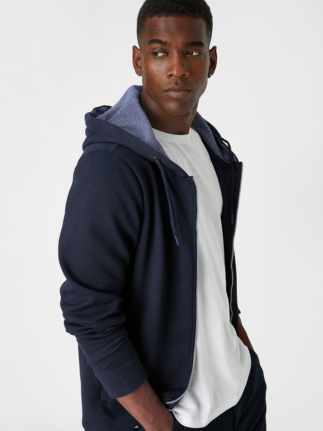 

Koton Men Navy Blue Solid Hooded Sweatshirt