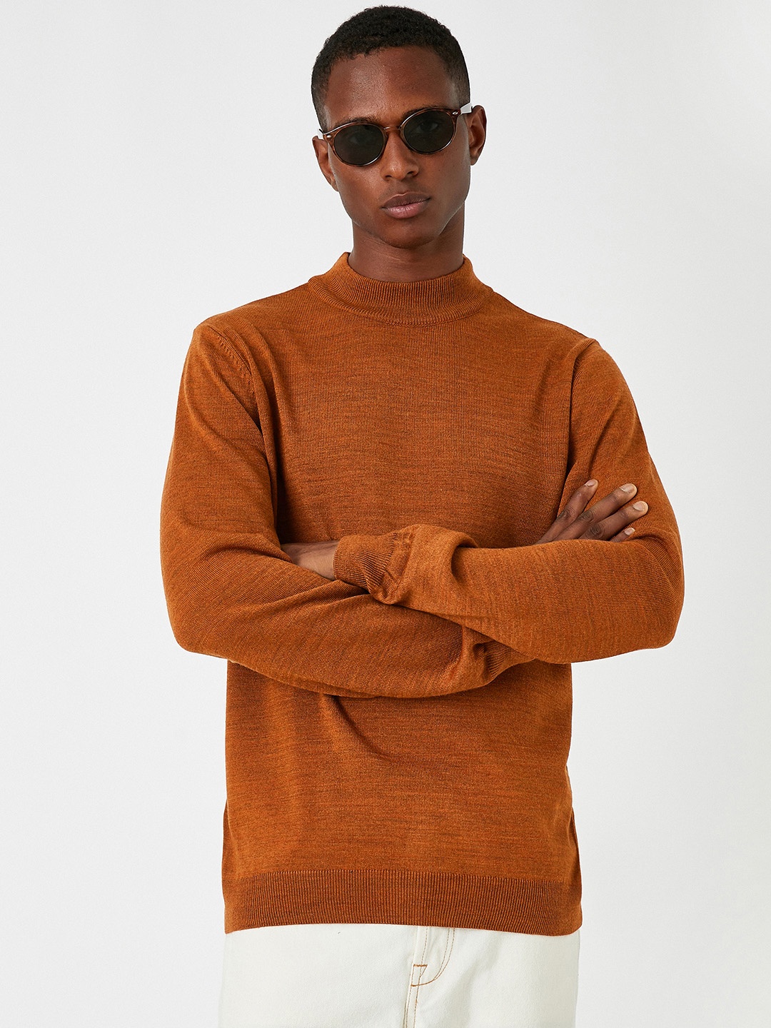 

Koton Men Brown Solid Pullover