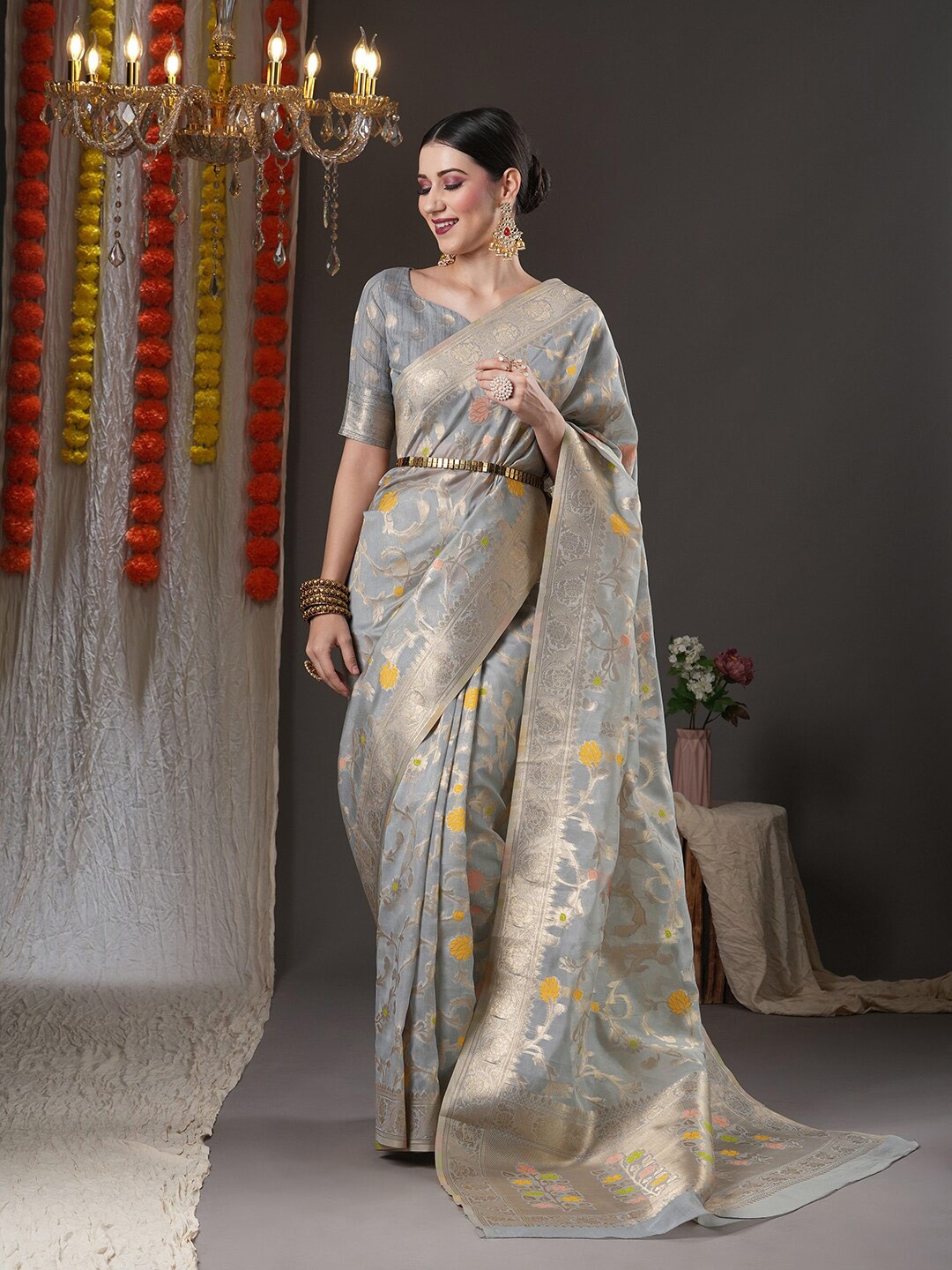 

Mitera Grey & Silver-Toned Woven Design Zari Organza Chanderi Saree