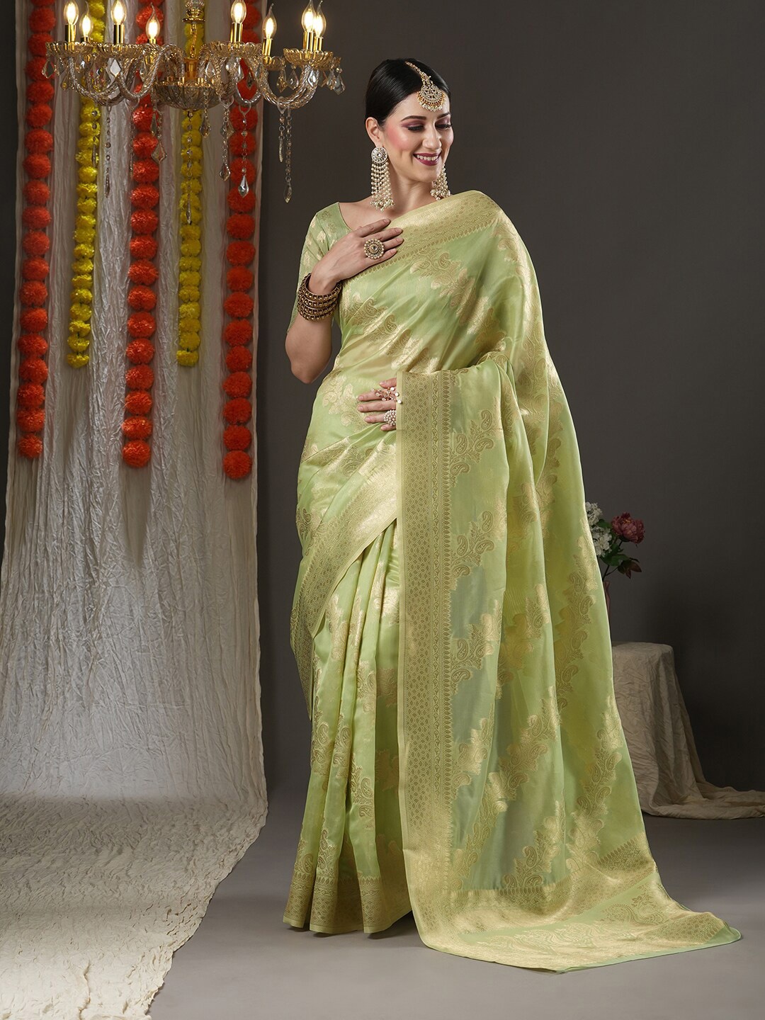 

Saree mall Green & Gold-Toned Woven Design Zari Organza Chanderi Sarees