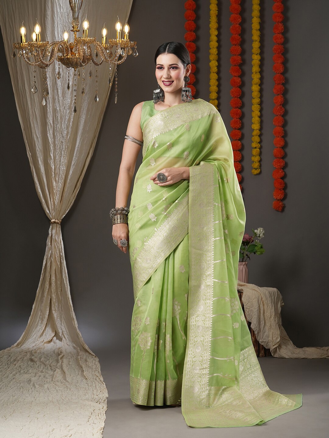 

Saree mall Green & Gold-Toned Woven Design Zari Organza Bagh Sarees