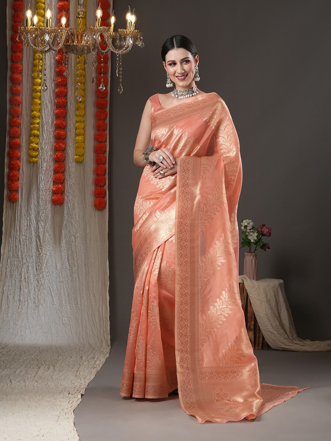 

Saree mall Peach-Coloured & Gold-Toned Woven Design Zari Organza Chanderi Sarees