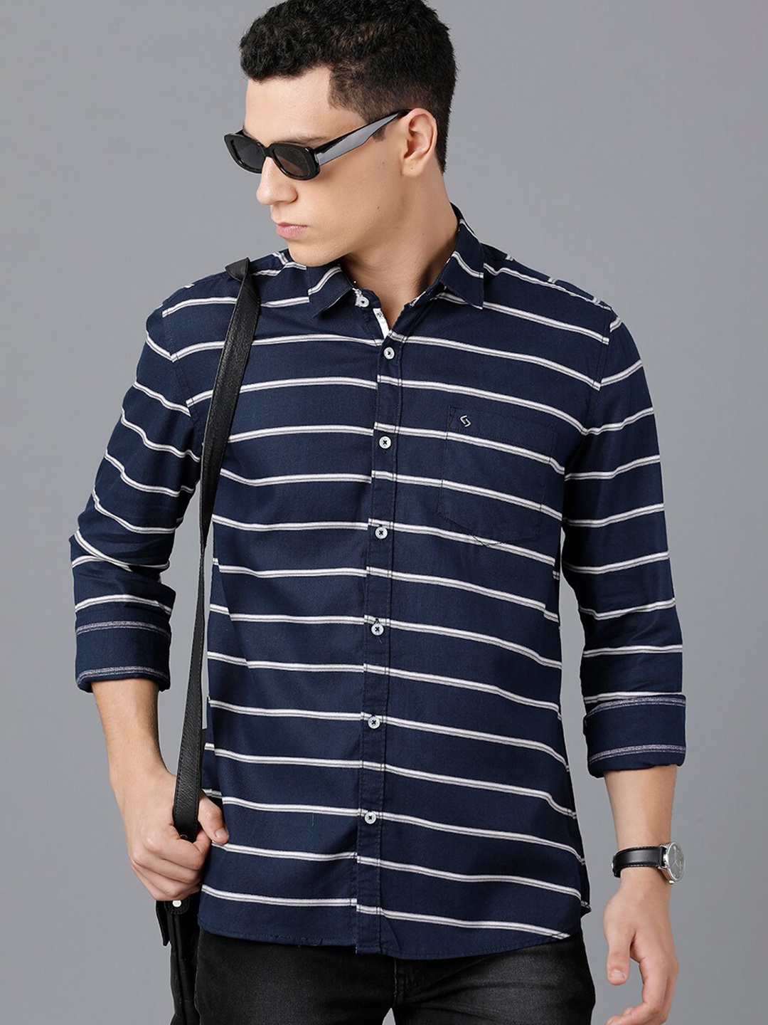 

Classic Polo Men Blue Slim Fit Horizontal Striped Cotton Casual Shirt