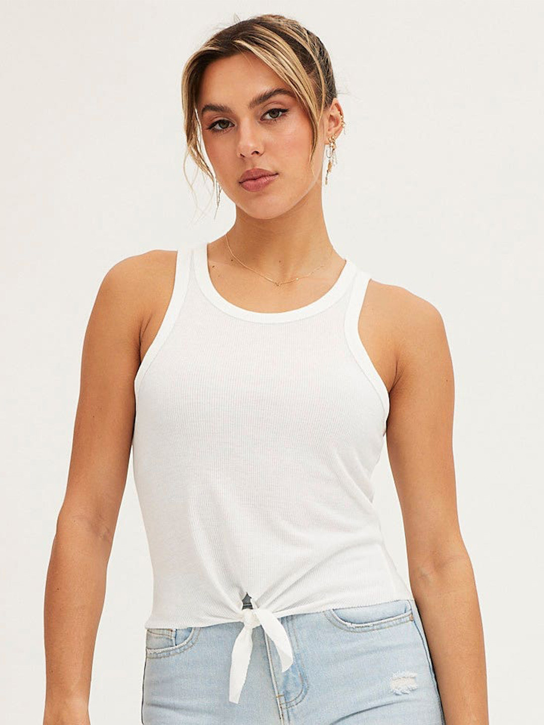 

Womenster White Tiered Sleeve Less Top