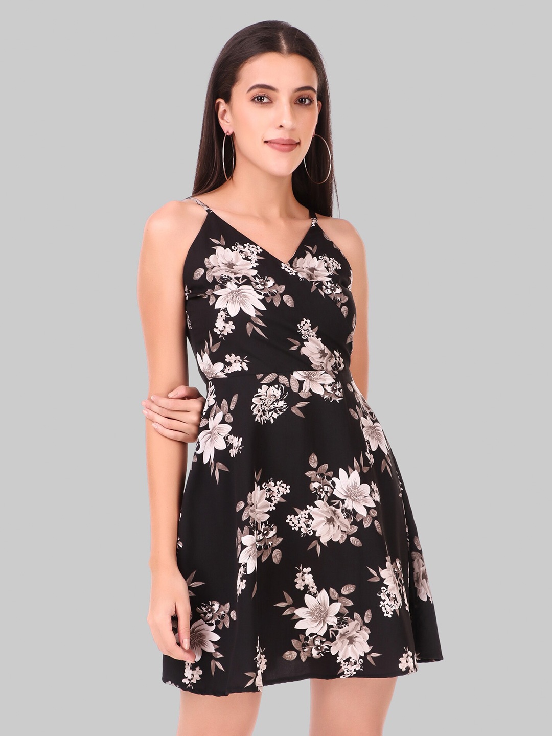 

Womenster Black Floral Fit And Flare Dress