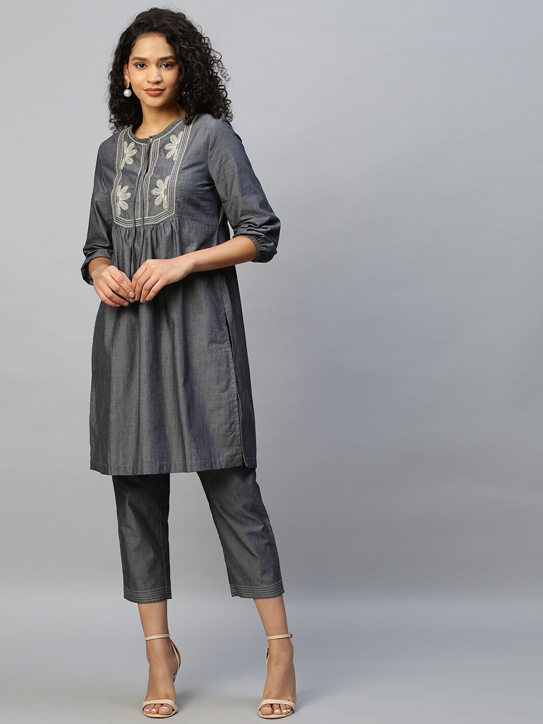 

Modern Indian by CHEMISTRY Women Charcoal Embroidered Thread Work Pure Cotton Kurta with Trousers