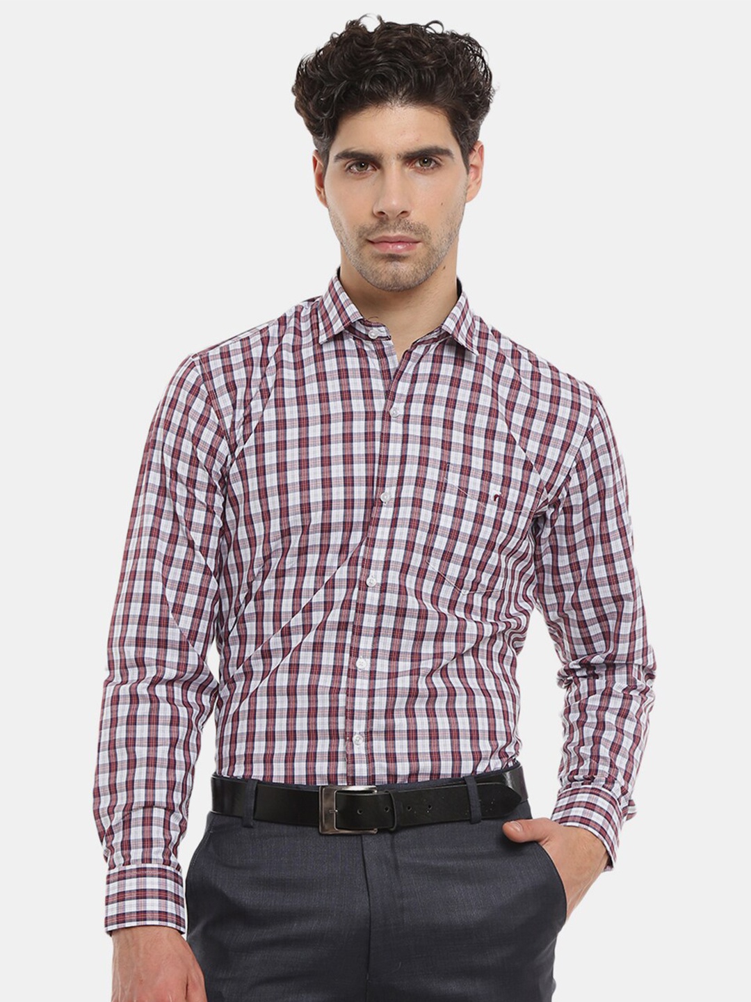 

V-Mart Men Red & White Classic Checked Cotton Formal Shirt