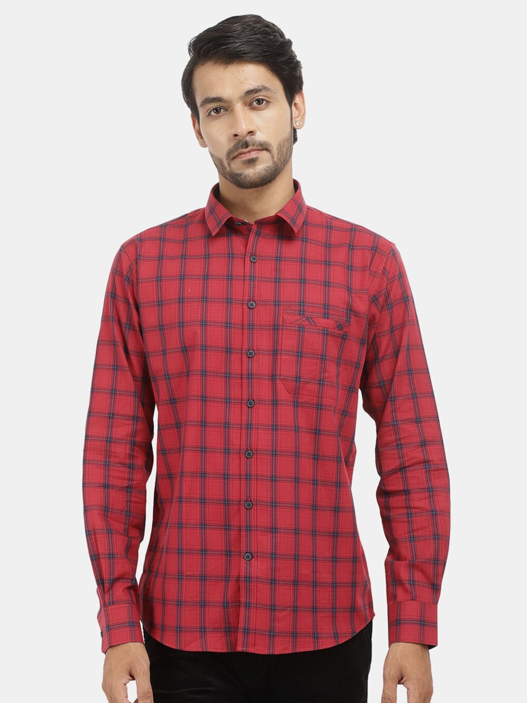 

V-Mart Men Red Classic Checked Cotton Casual Shirt