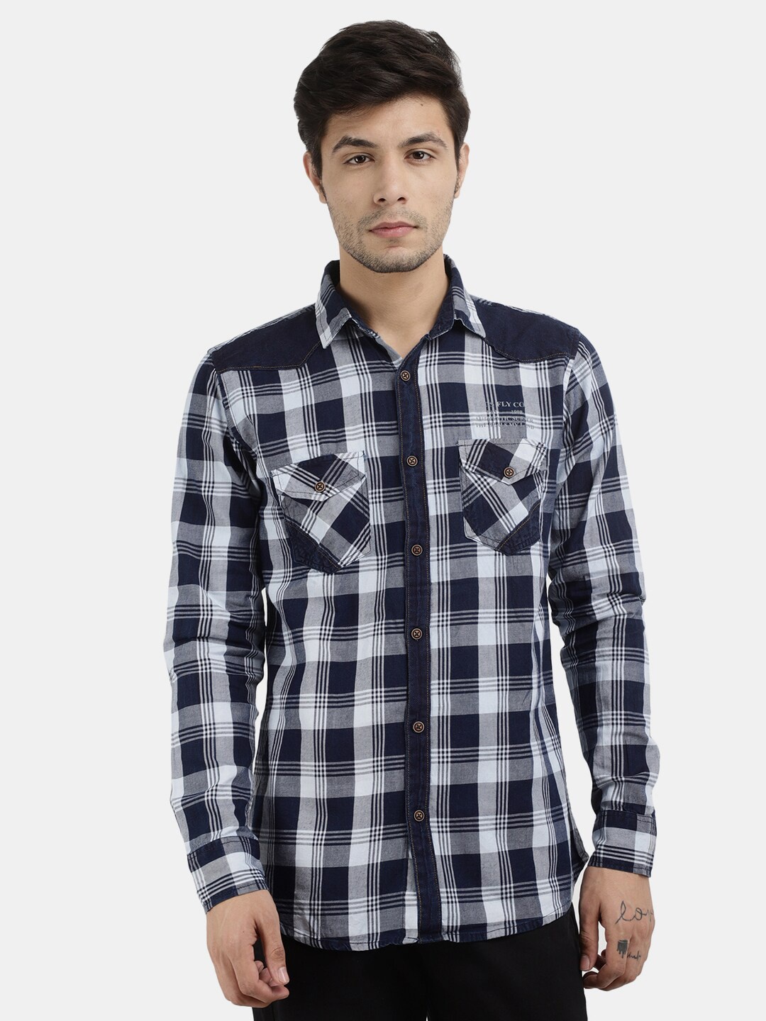 

V-Mart Men Blue Classic Slim Fit Tartan Checks Checked Cotton Casual Shirt