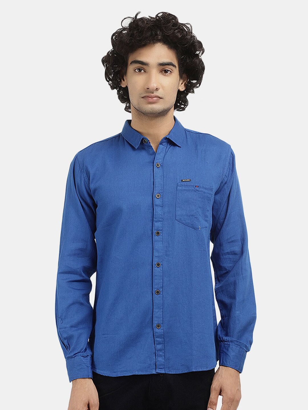 

V-Mart Men Blue Classic Cotton Casual Shirt