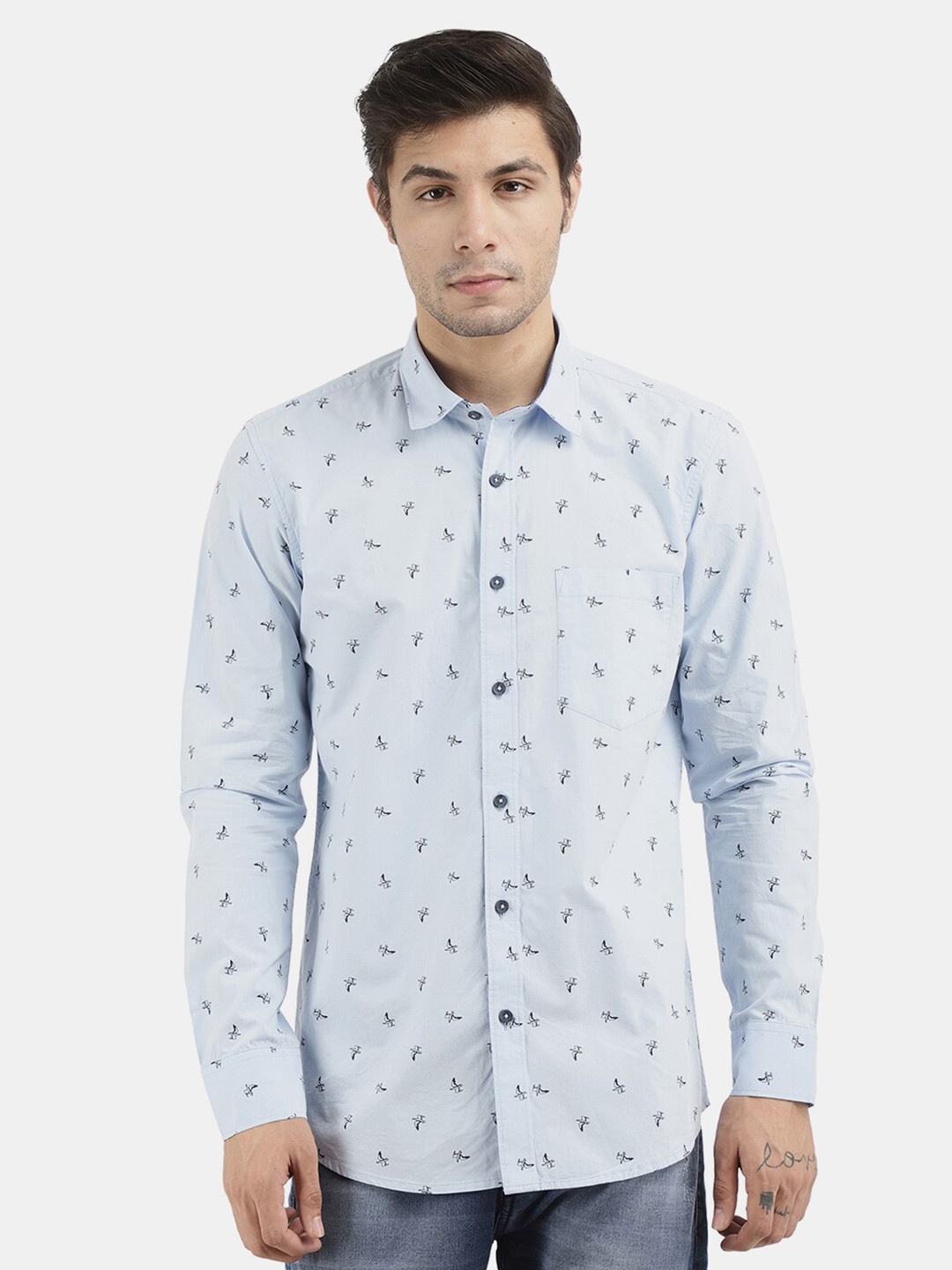 

V-Mart Men Blue Classic Printed Cotton Casual Shirt