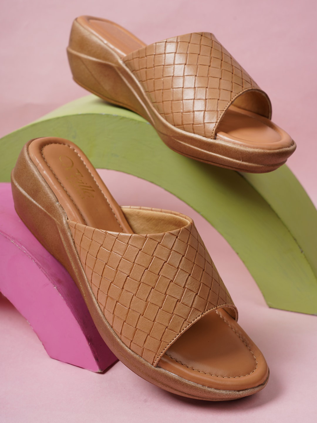 

VEILLE Beige PU Flatform Heels