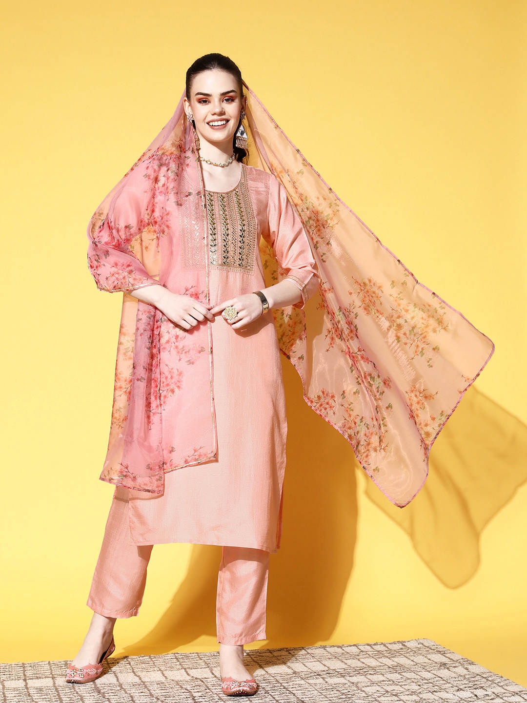 

Ishin Women Peach-Coloured Yoke Design Kurta with Trousers & With Dupatta
