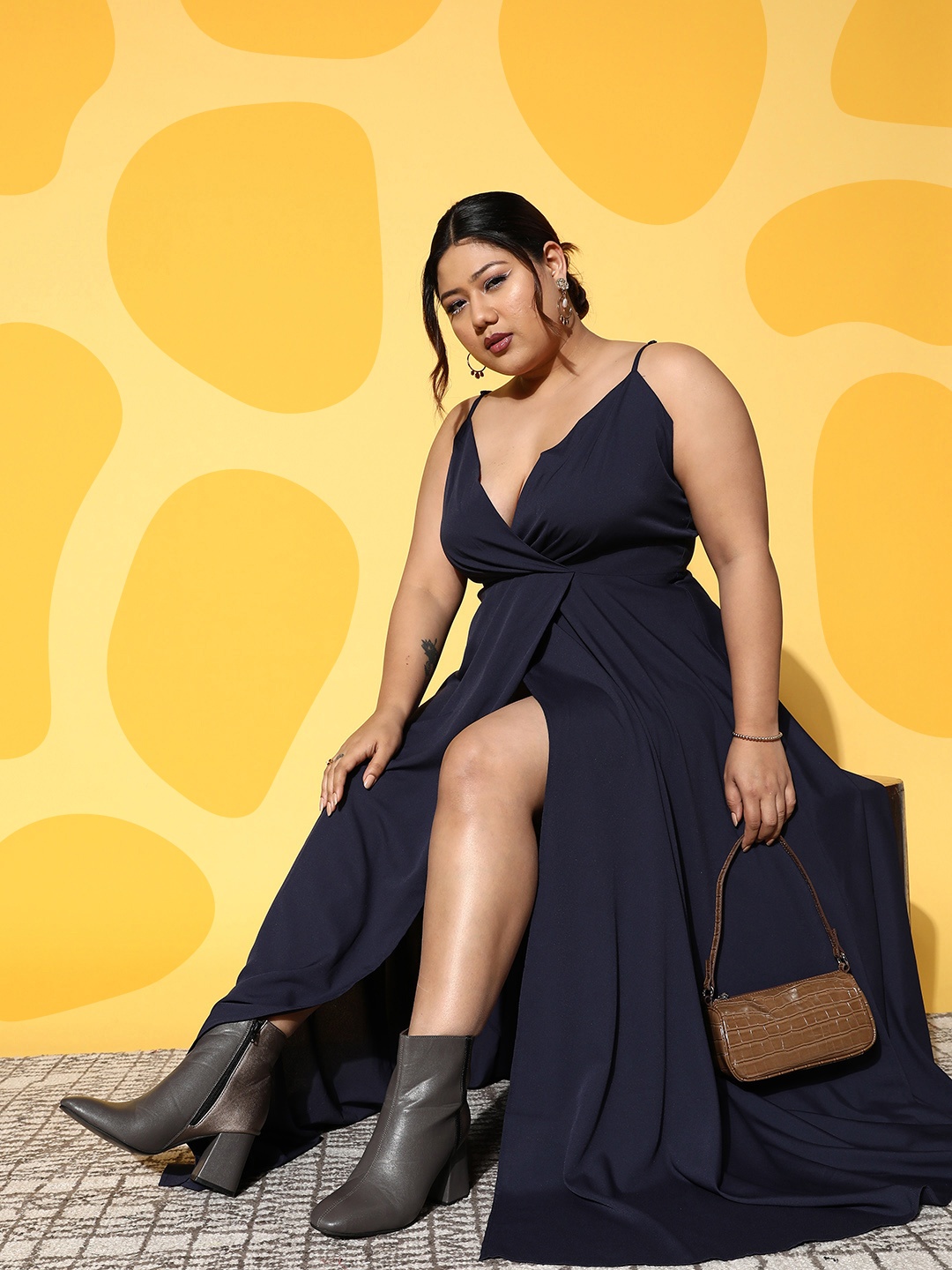 

Berrylush Curve Women Solid Slit Detail Crepe Wrap Maxi Dress, Navy blue