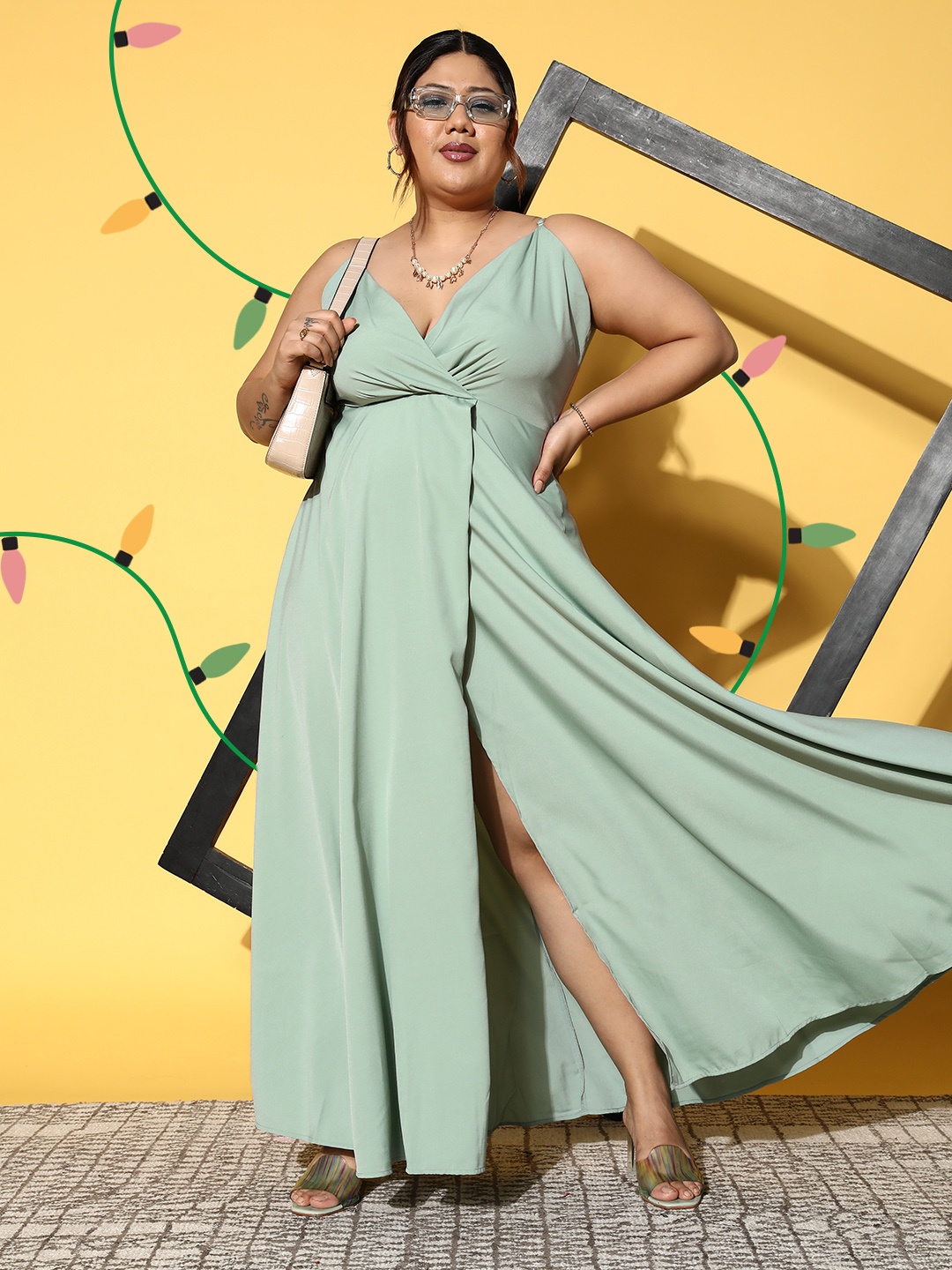 

Berrylush Curve Green Crepe Maxi Dress