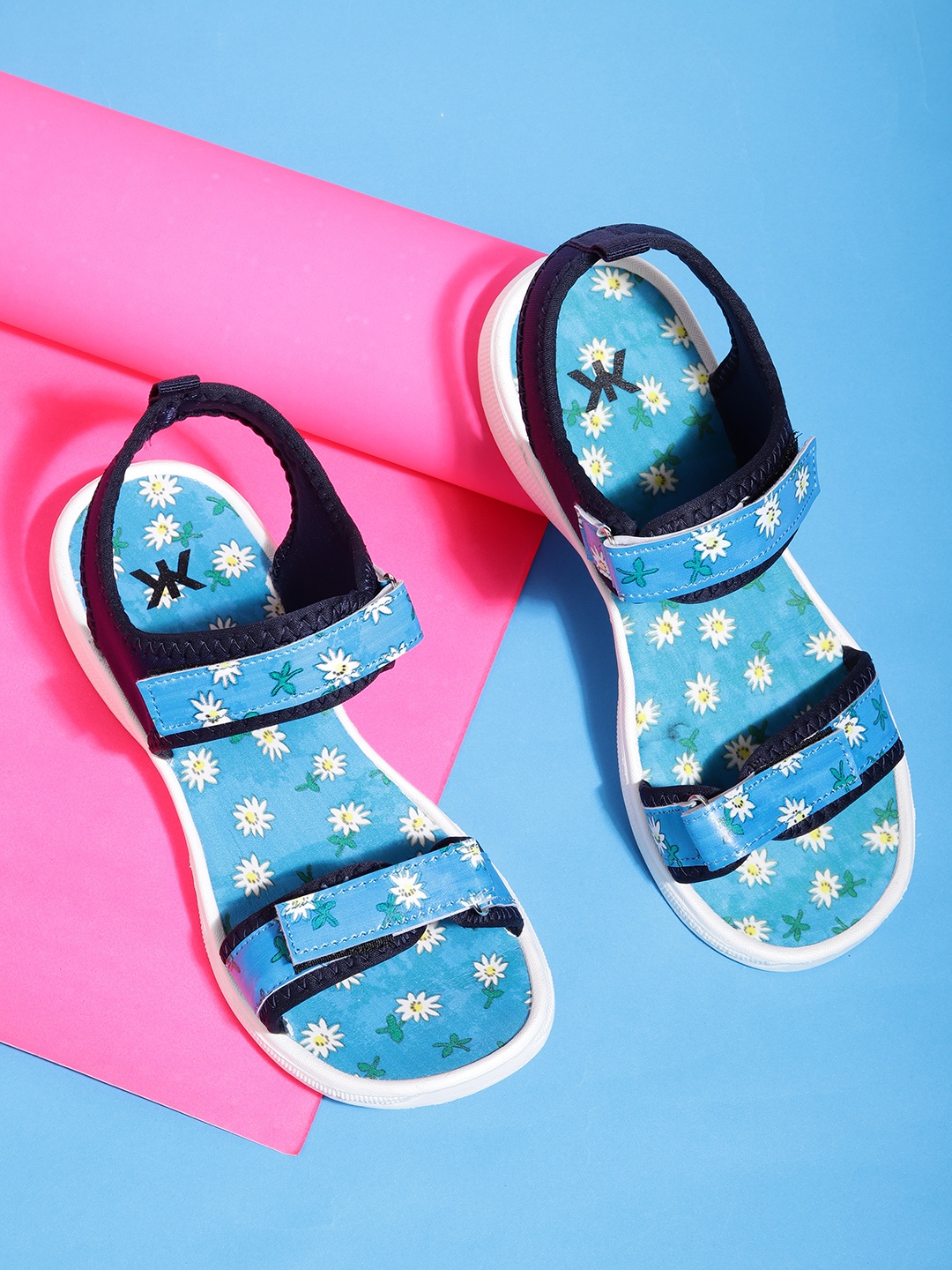 

Kook N Keech Women Printed Sports Sandals, Blue