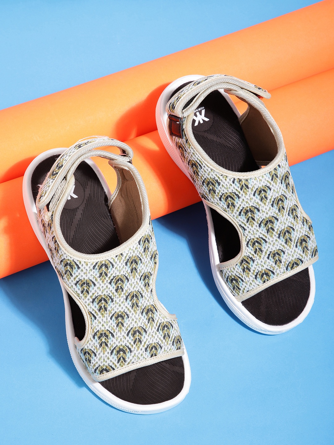 

Kook N Keech Women Woven Design Sports Sandals, Multi