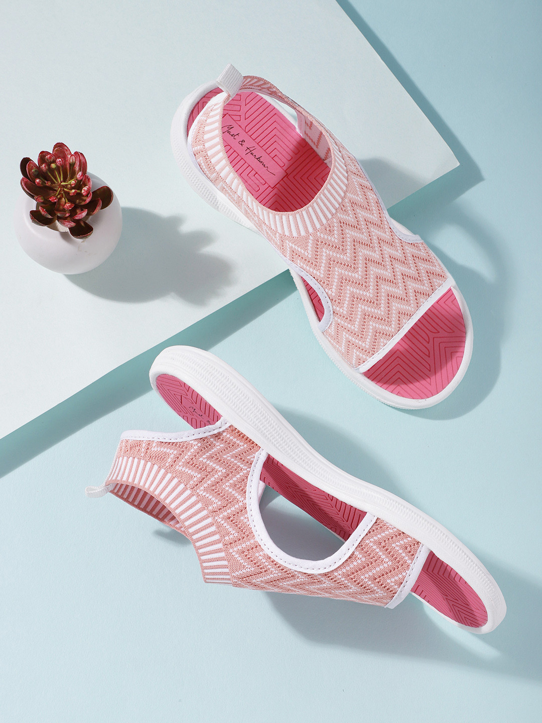 

Mast & Harbour Women Chevron Woven Design Open Toe Flats, Rose