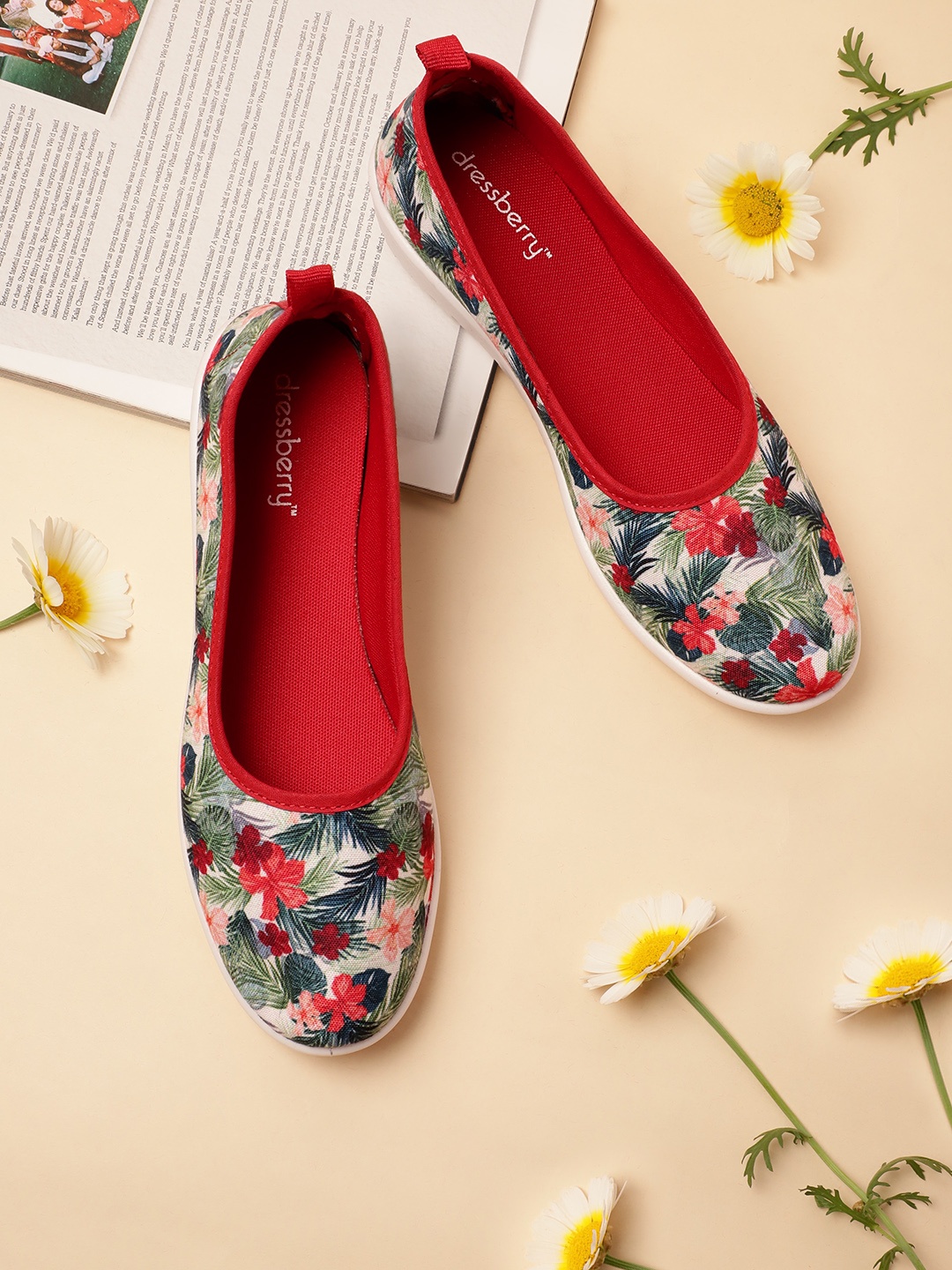 

DressBerry Women Printed Ballerinas, Multi