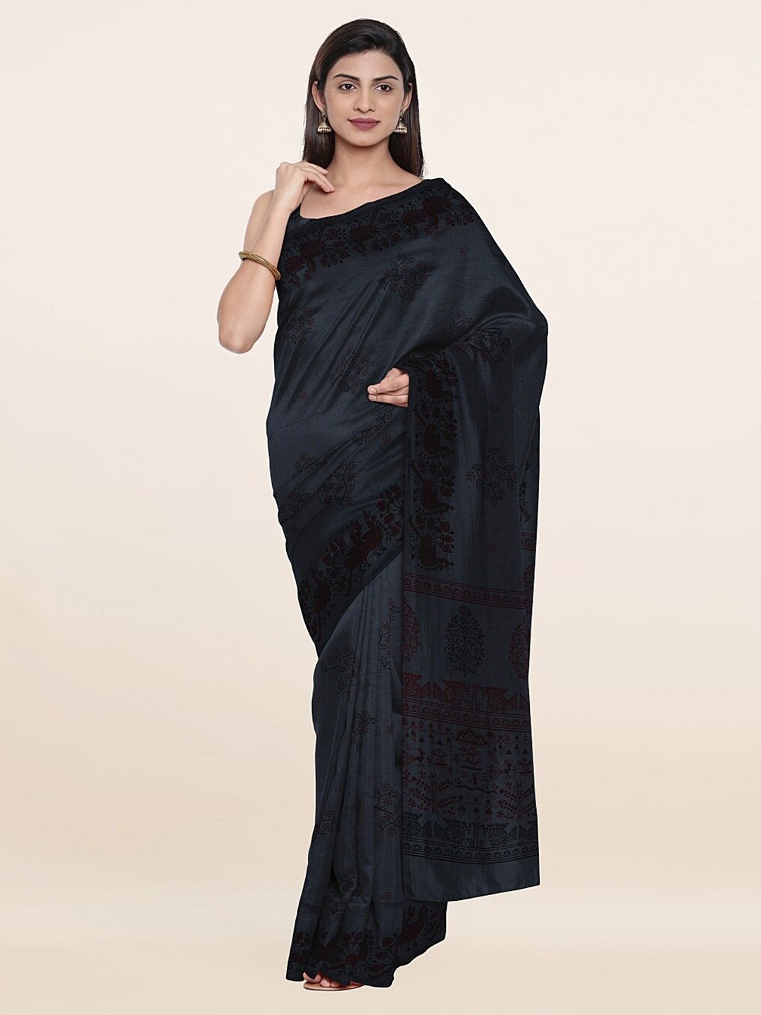 

Pothys Grey & Black Paisley Printed Saree