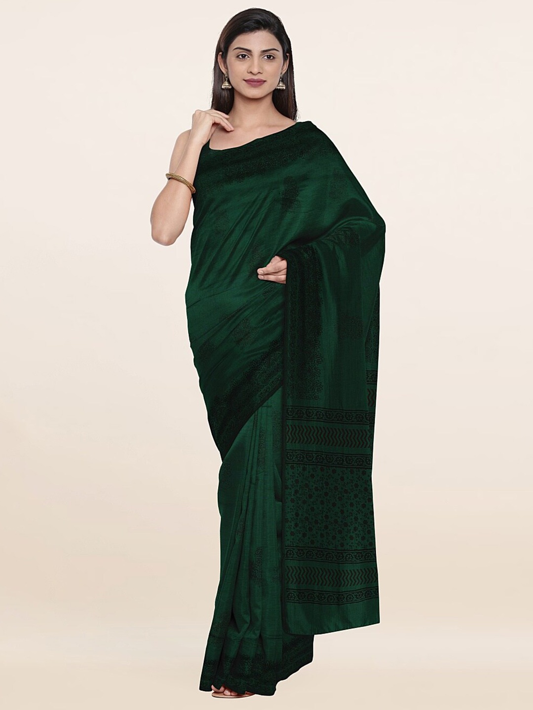 

Pothys Green & Black Floral Printed Saree