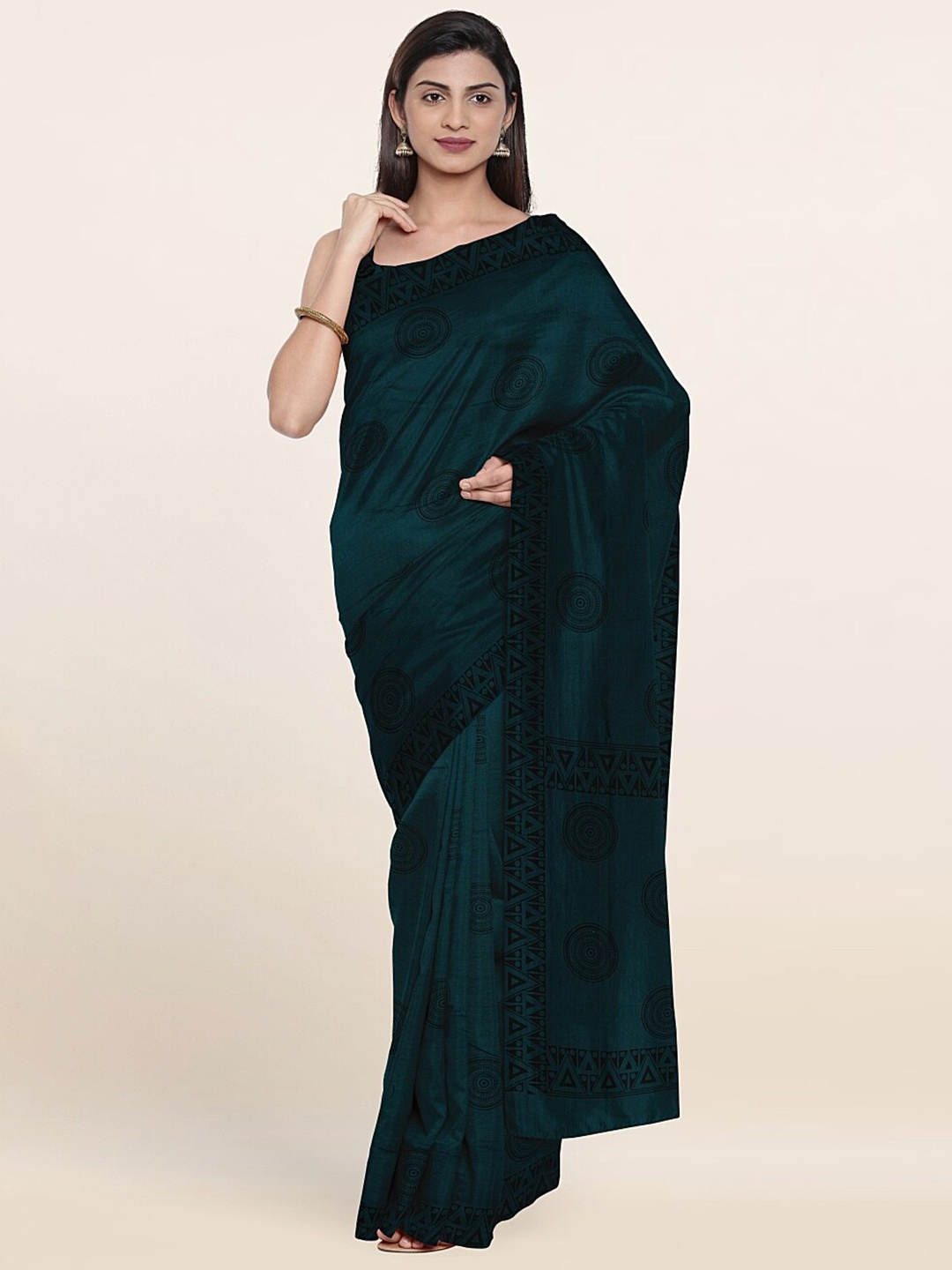 

Pothys Green & Black Ethnic Motifs Printed Saree