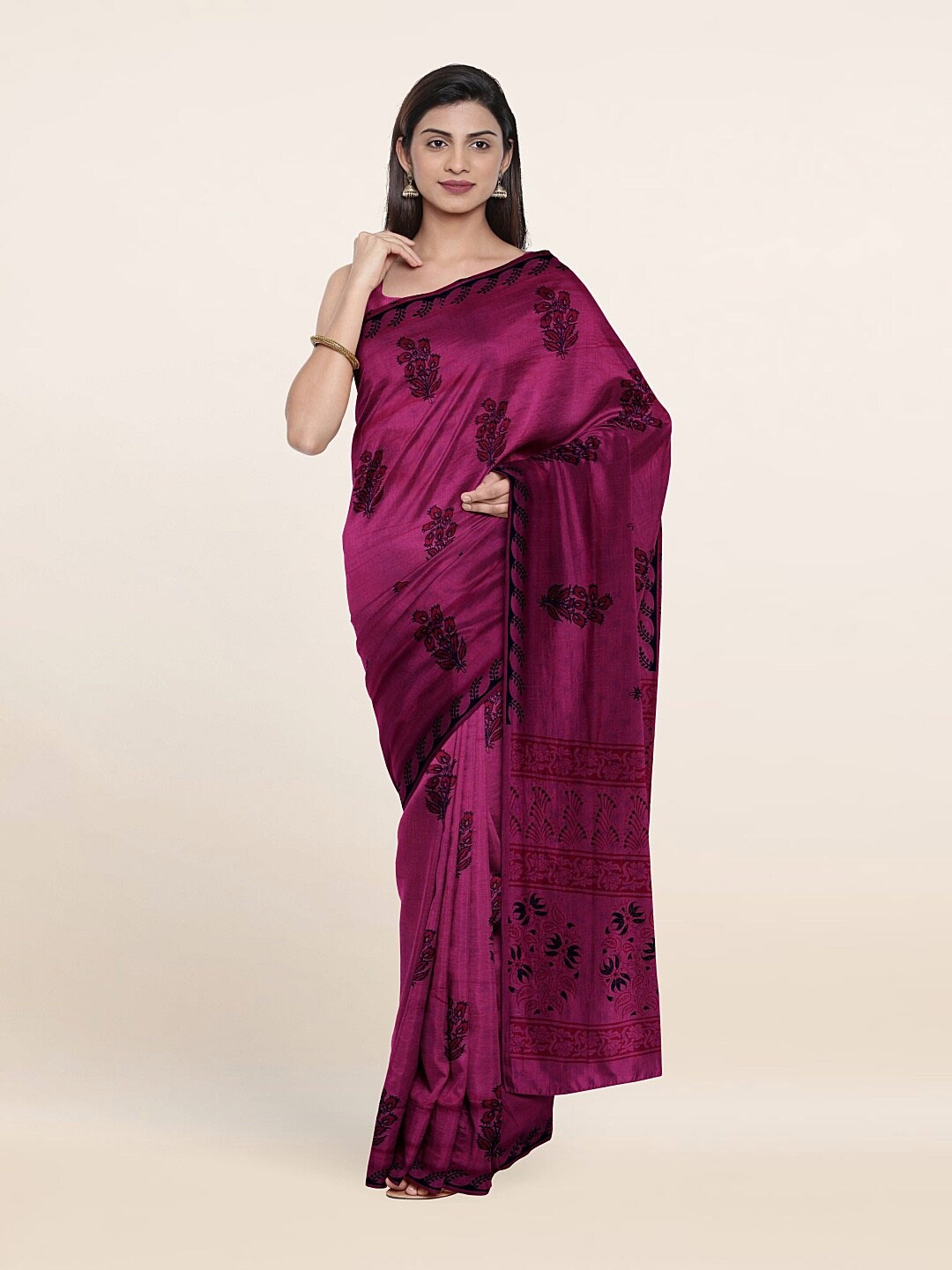 

Pothys Magenta & Black Floral Printed Saree