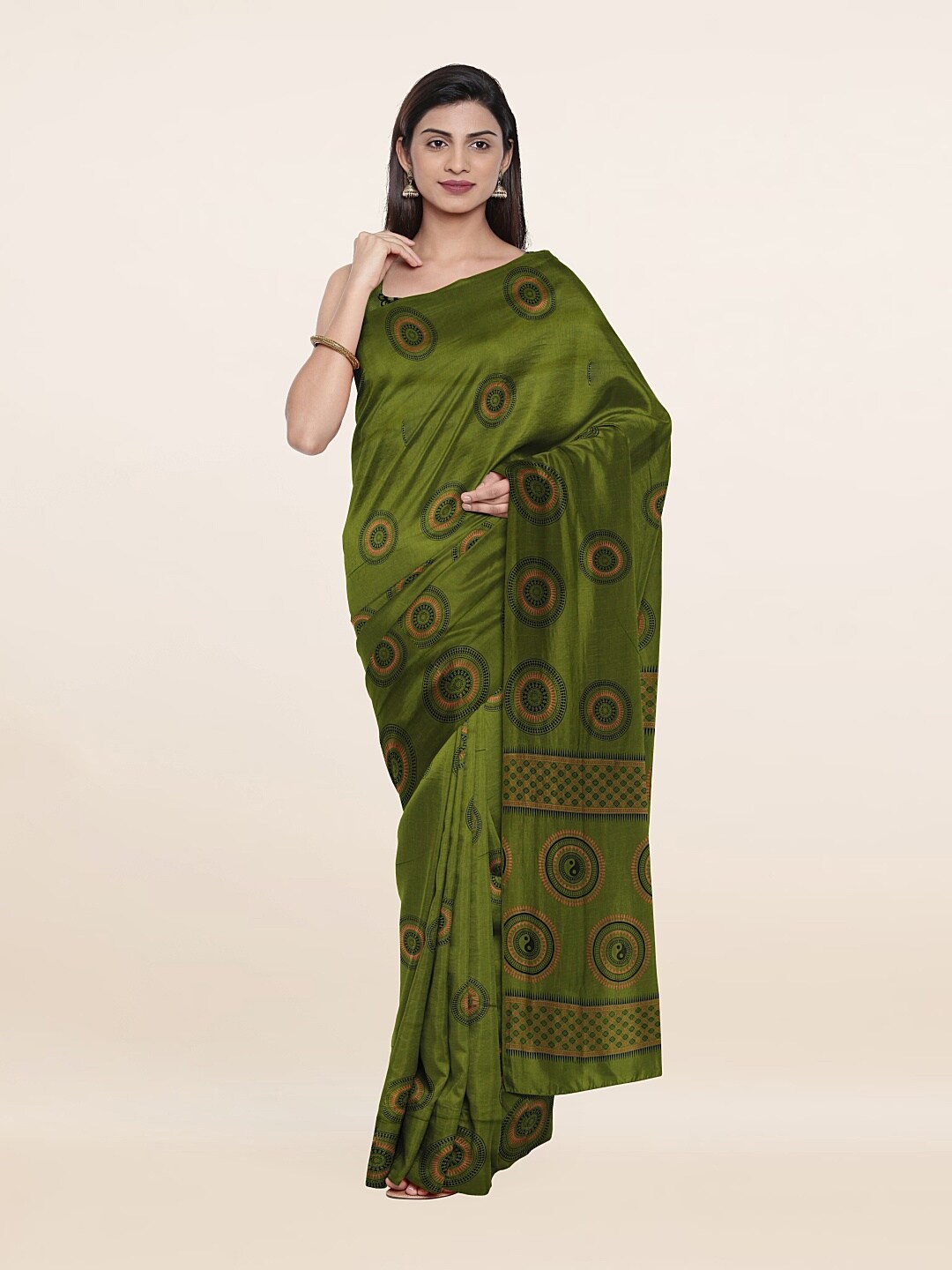

Pothys Green & Black Ethnic Motifs Printed Saree