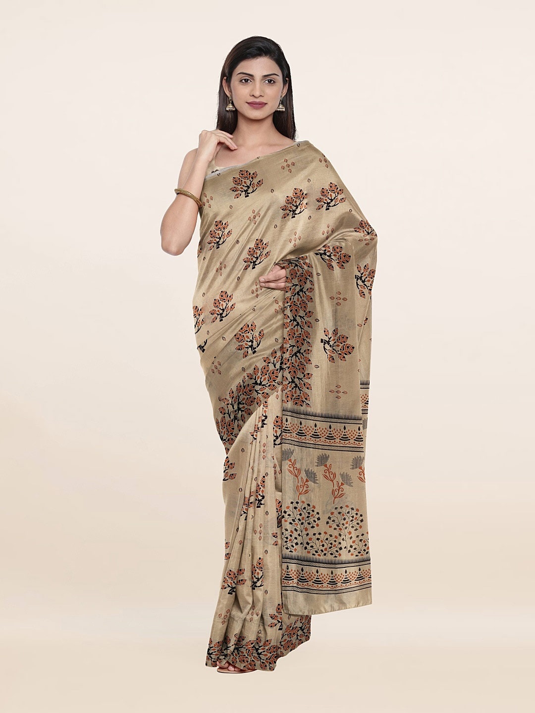 

Pothys Cream-Coloured & Black Floral Saree