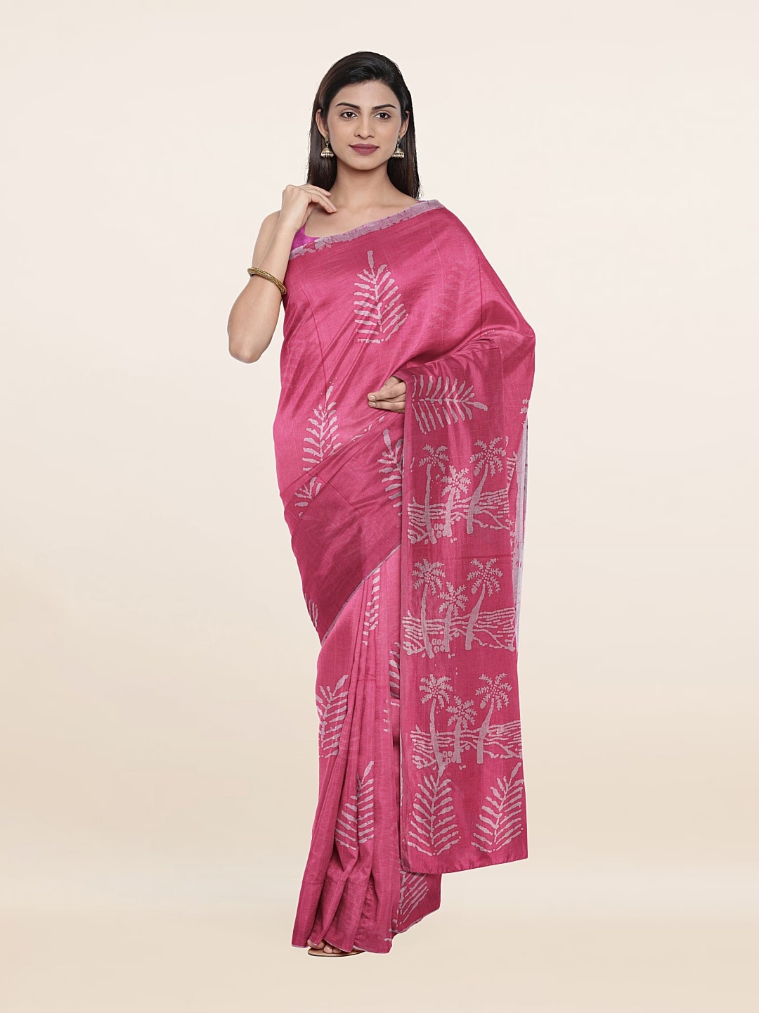 

Pothys Pink & Grey Batik Printed Pure Cotton Saree