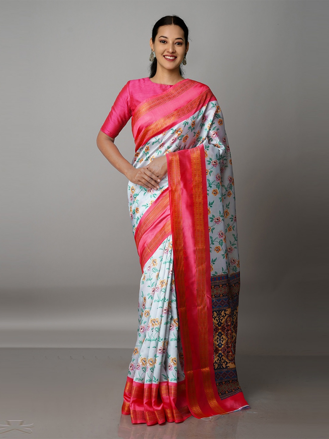 

Unnati Silks White & Pink Kalamkari Zari Silk Blend Kanjeevaram Saree