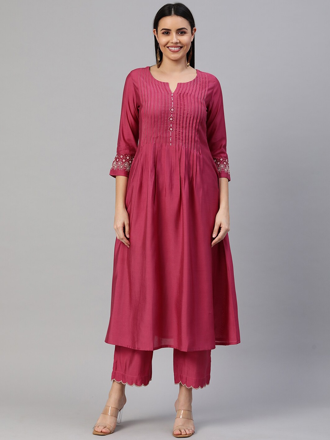 

KAMI KUBI Round Neck Thread Work Art Silk Kurta, Pink