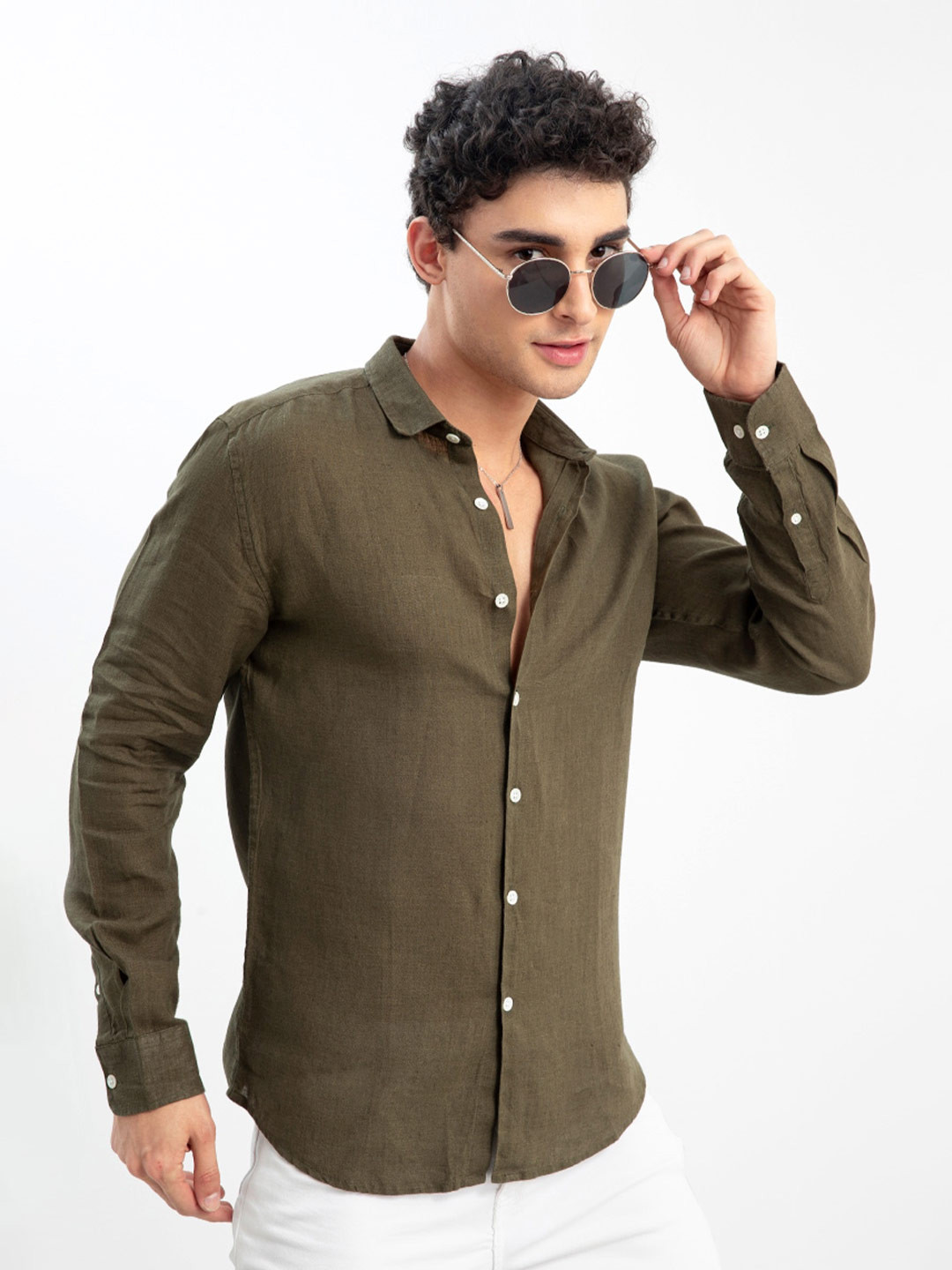 

Snitch Men Green Slim Fit Linen Casual Shirt