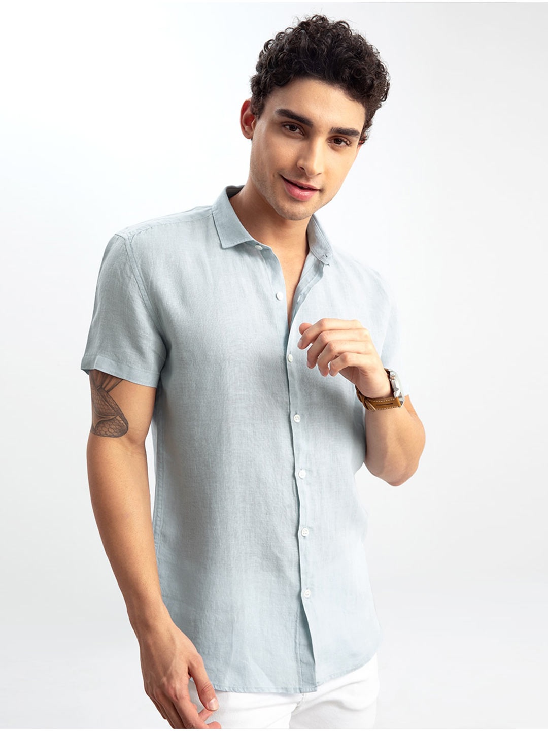 

Snitch Men Blue Slim Fit Linen Casual Shirt