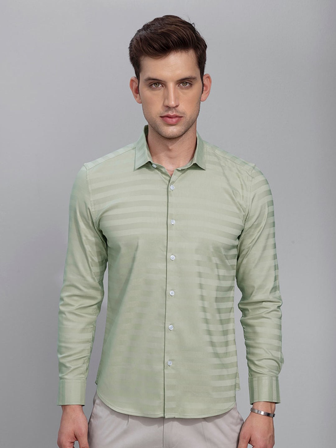 

Snitch Men Horizontal Stripes Slim Fit Cotton Casual Shirt, Green