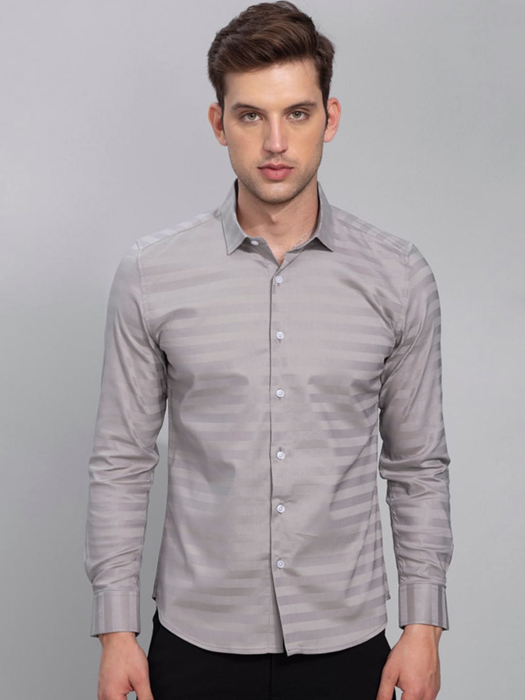 

Snitch Men Horizontal Stripes Slim Fit Cotton Casual Shirt, Grey