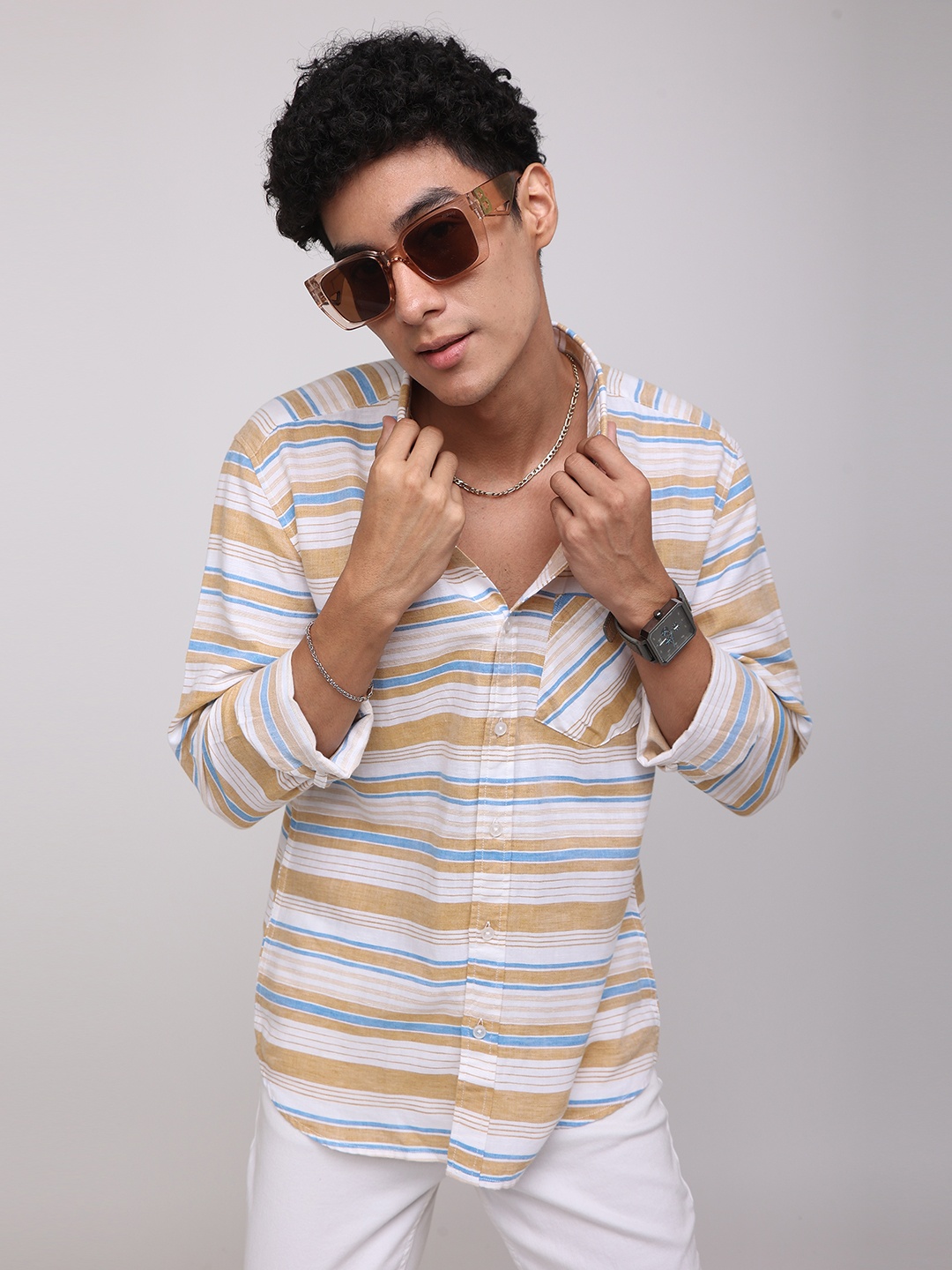 

Snitch Men Yellow & White Horizontal Stripes Slim Fit Cotton Casual Shirt