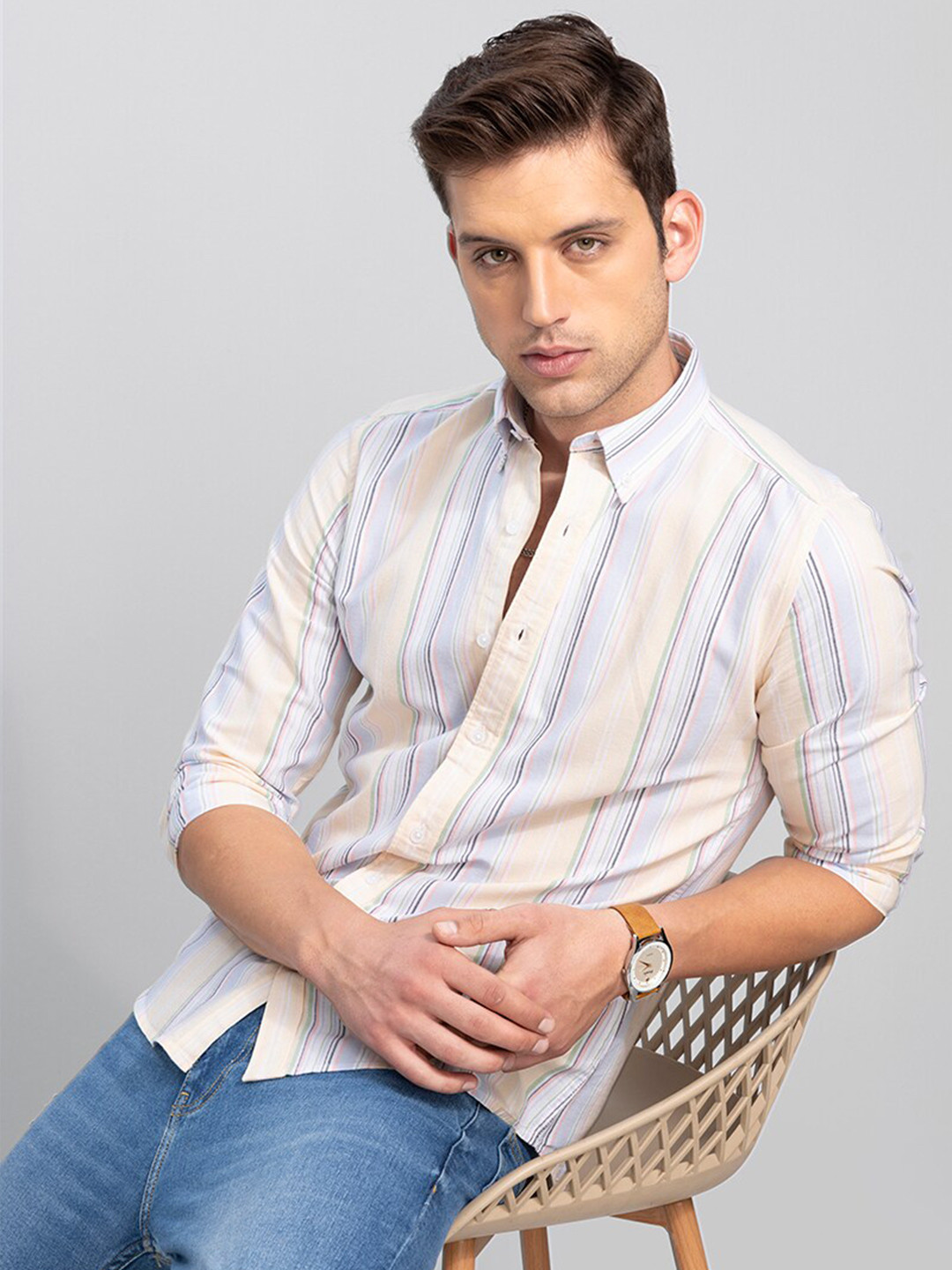 

Snitch Men Cream-Coloured & Blue Striped Slim Fit Cotton Casual Shirt