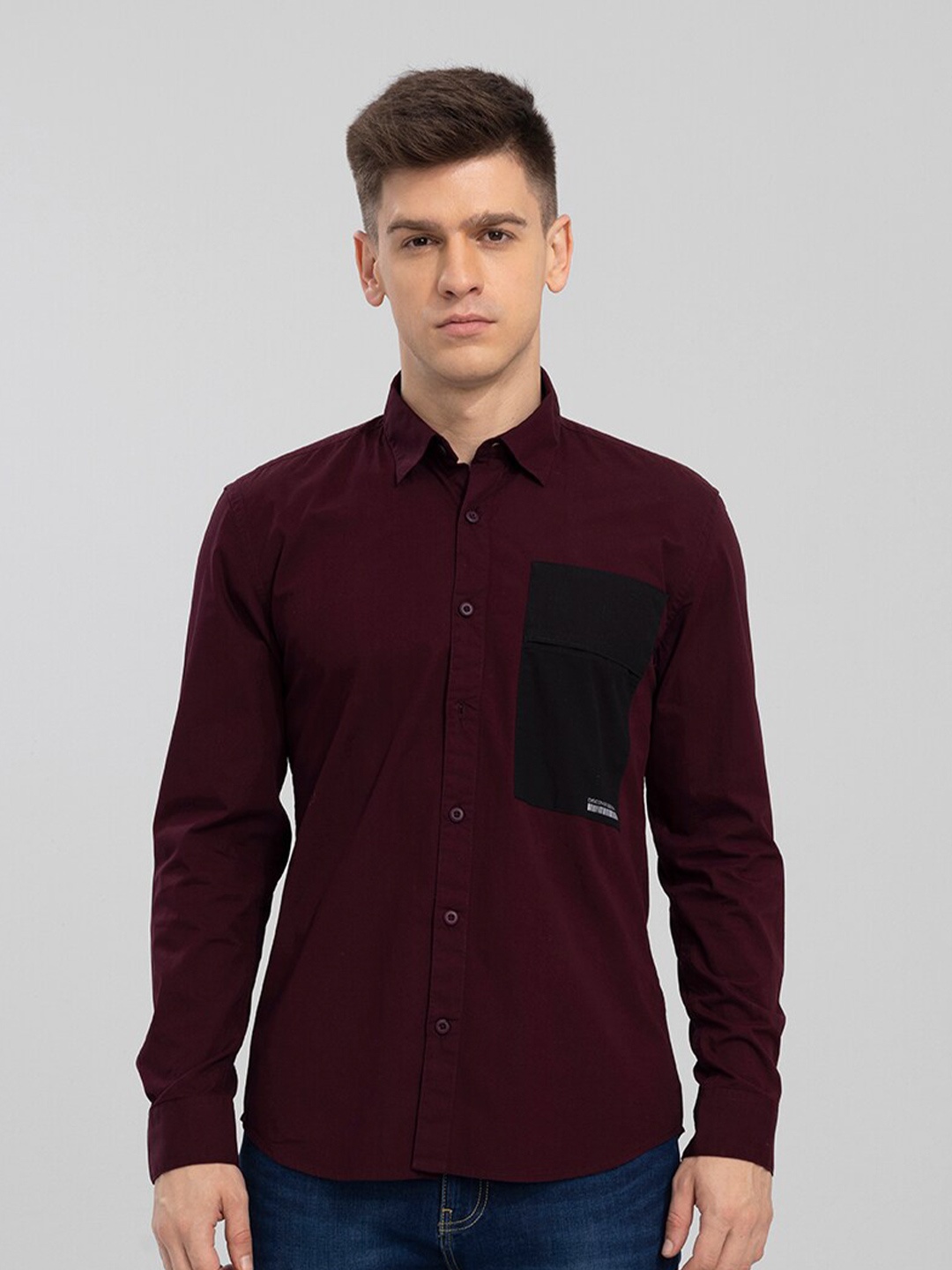 

Snitch Men Maroon Slim Fit Cotton Casual Shirt