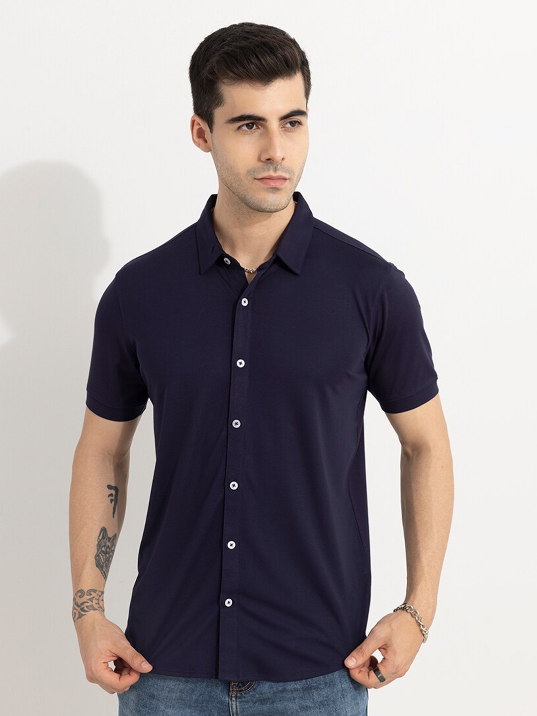 

Snitch Men Navy Blue Slim Fit Cotton Casual Shirt