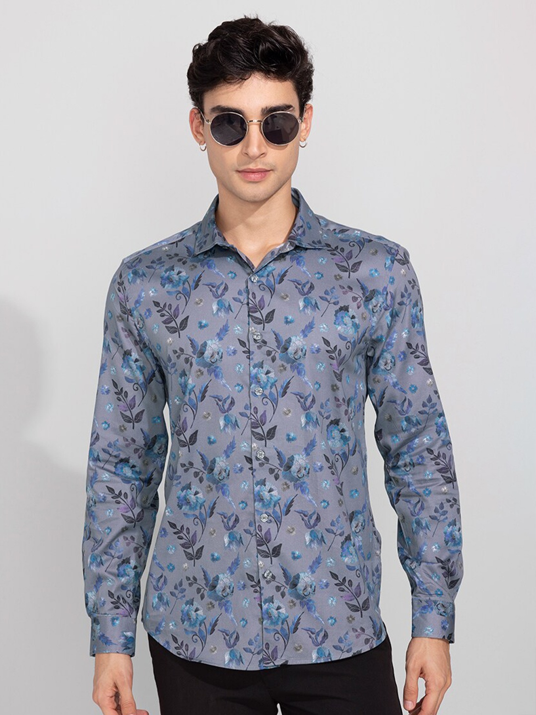 

Snitch Men Slim Fit Floral Printed Casual Shirt, Blue