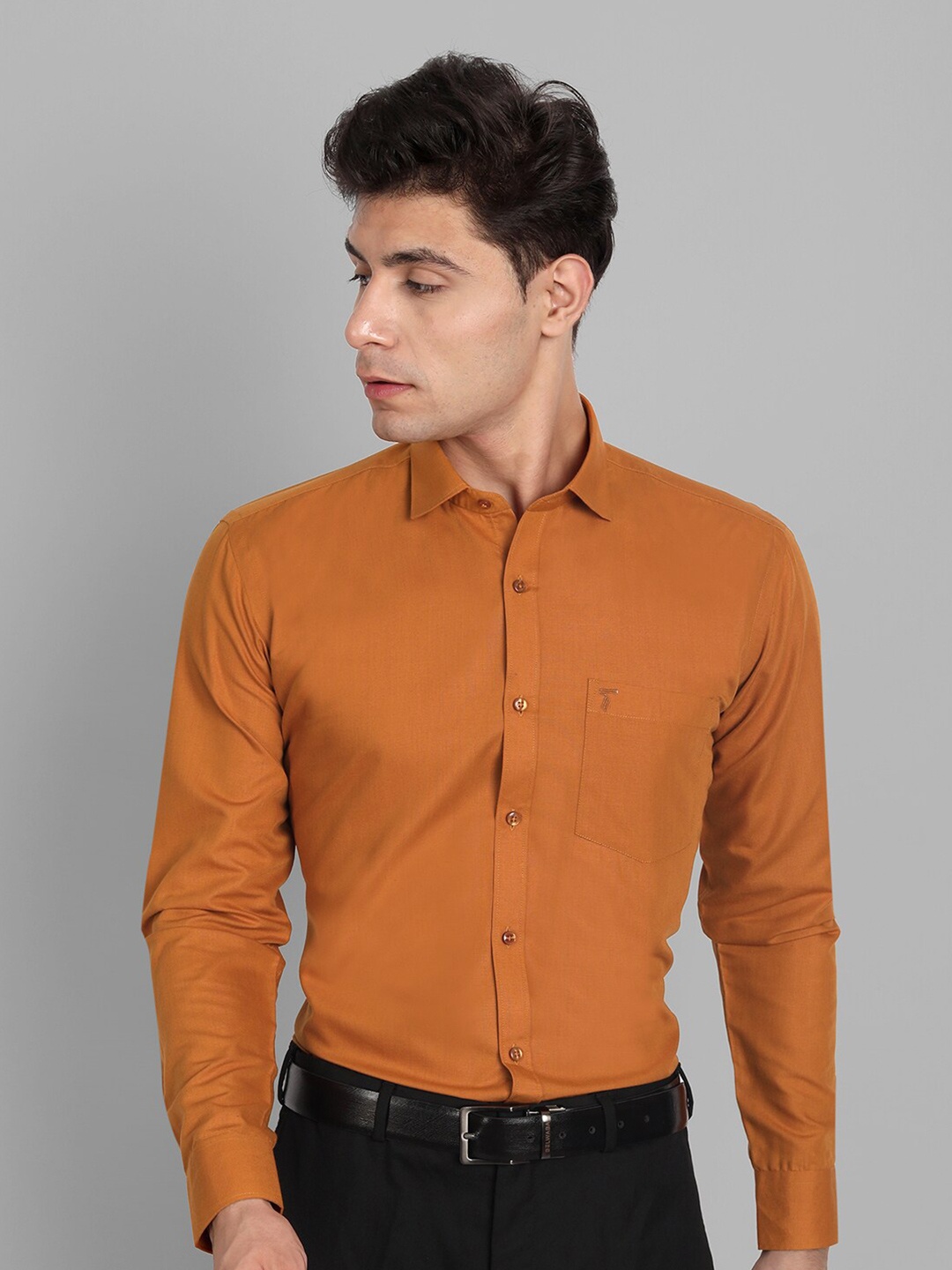 

Pakiza Men Mustard Slim Fit Formal Shirt