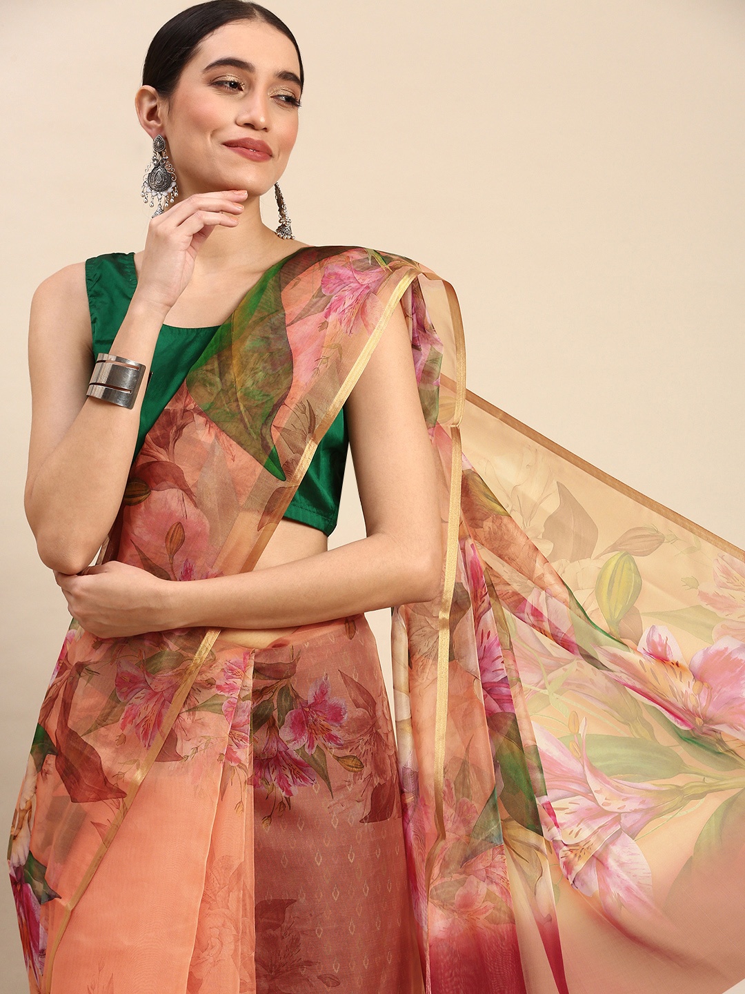 

SANGAM PRINTS Floral Print Organza Saree, Peach