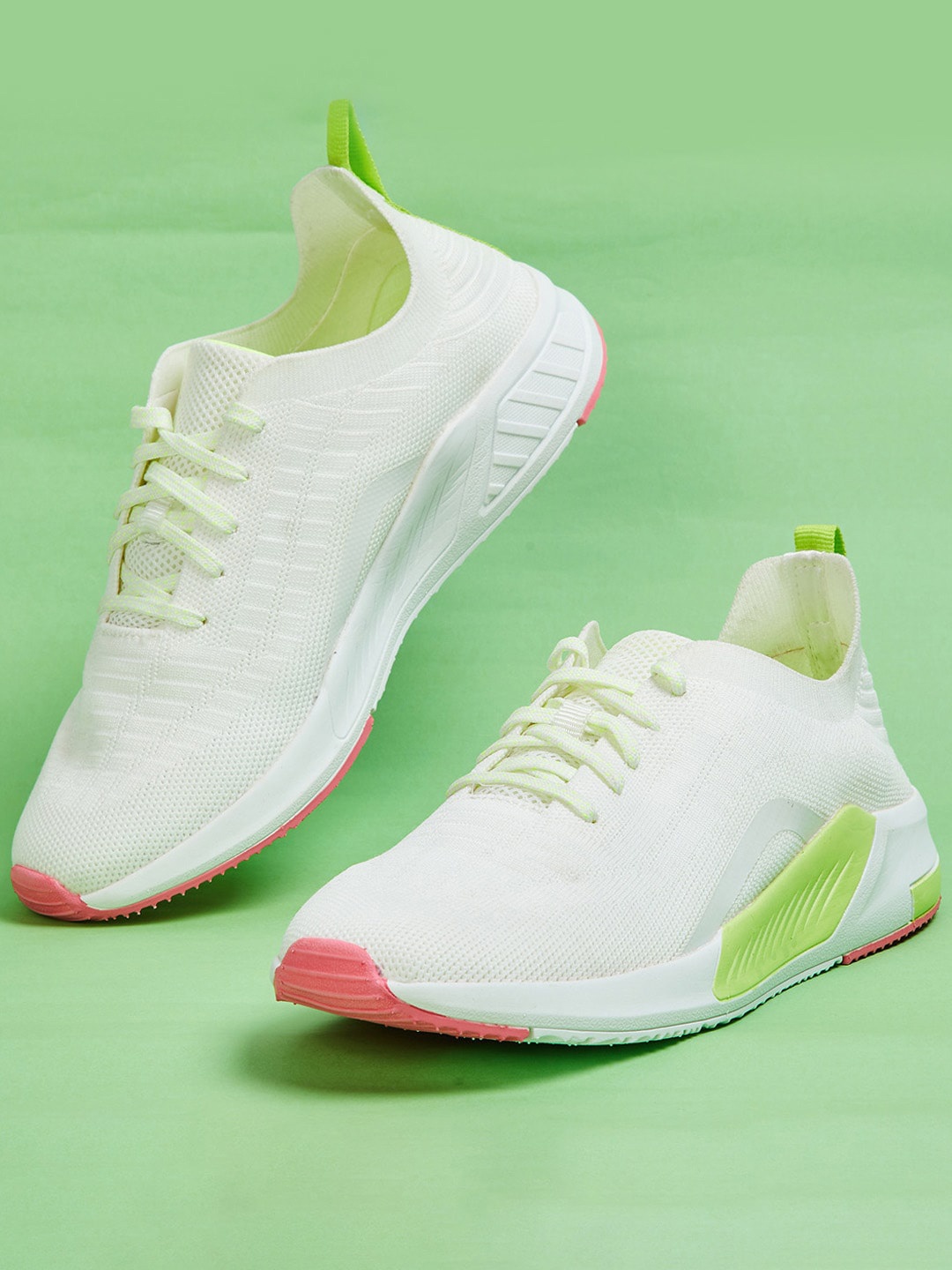 

Ginger by Lifestyle Women White & Lime Green Colourblocked Sneakers