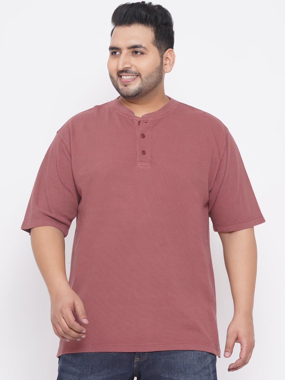 

Santonio Men Maroon Cotton Henley Neck T-shirt