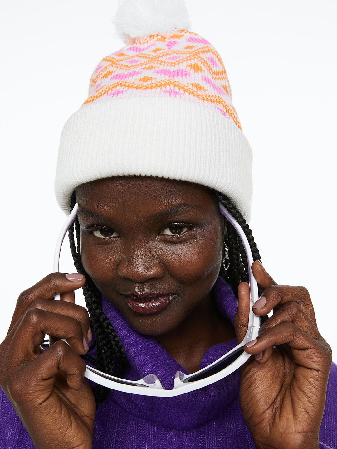

H&M Women White & Orange Rib-Knit Pompom Hat